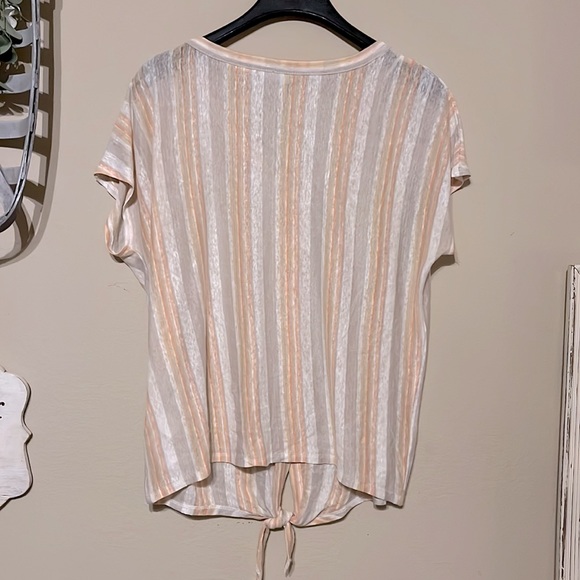 Rachel Zoe 100% Linen Button Down Striped Blouse. Size M. - Picture 4 of 7